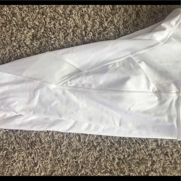 Lululemon Cropped White Leggings size 4 - Picture 5 of 6